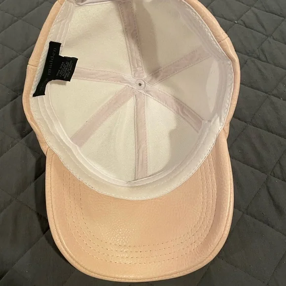 Steve Madden Cream Embossed Cap - Picture 4 of 5
